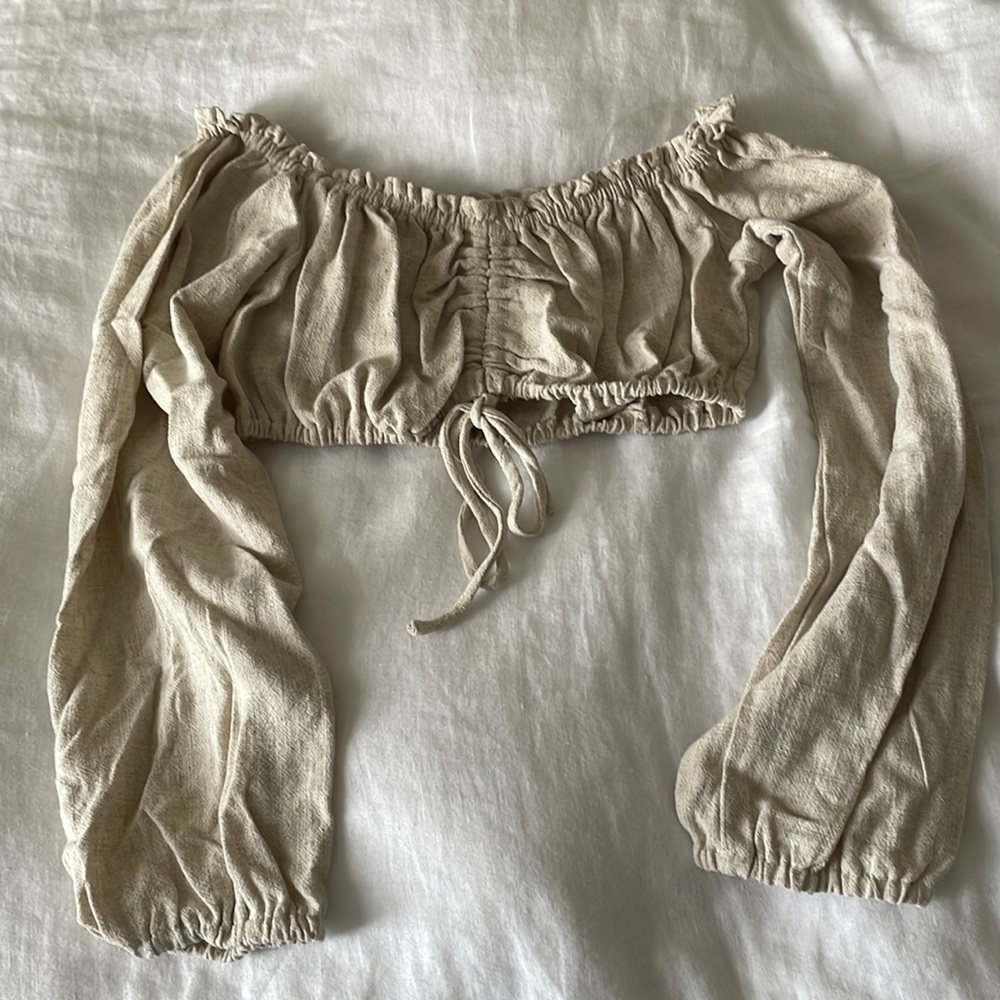 Long sleeve bra top